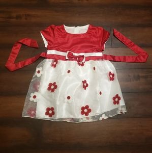 NWOT Beautiful 4T Girl's Dress